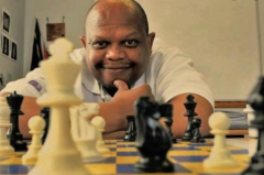 Eat, Learn & Play Chess with REBELS PIZZA - GREEK (LARGE)